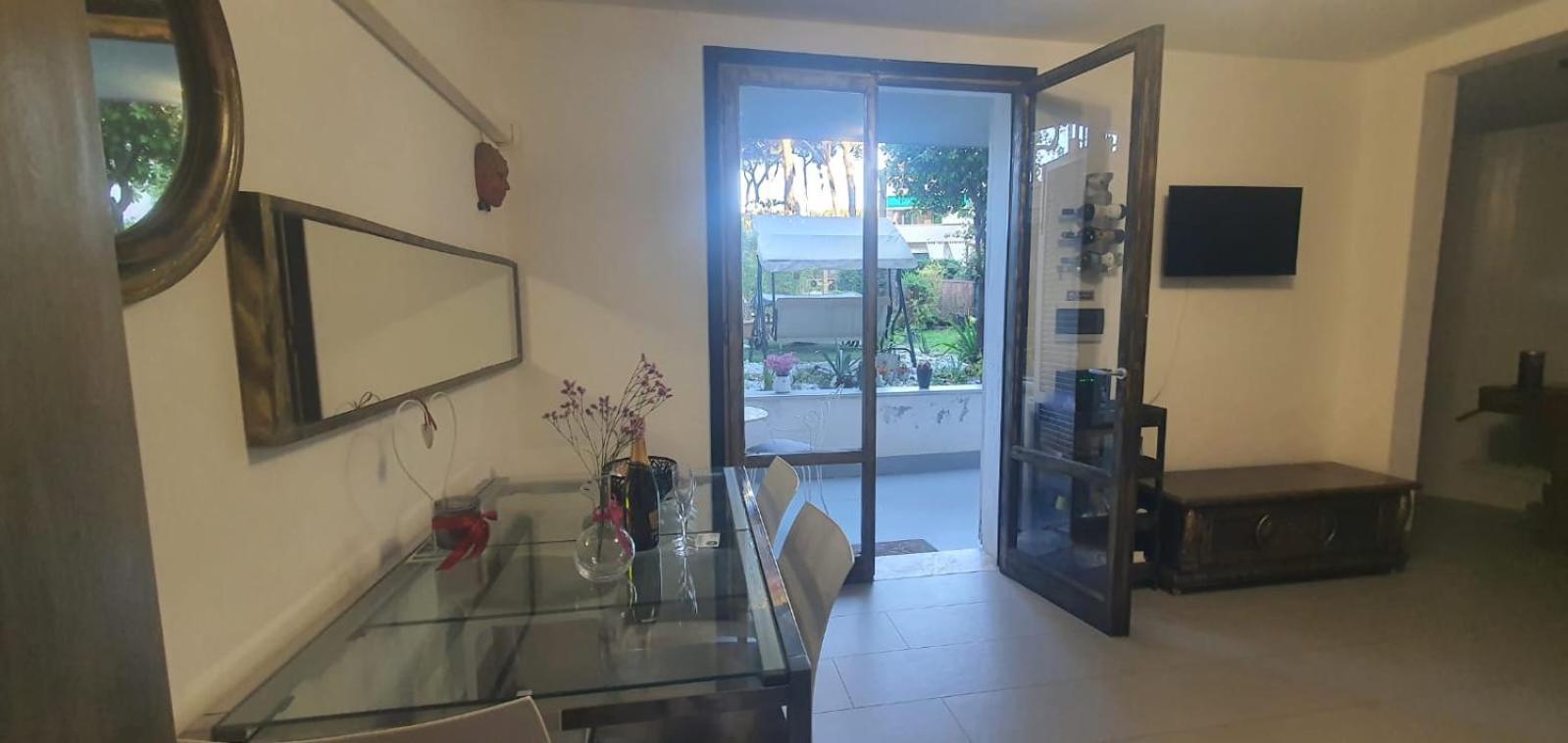 Domusauroom, Relax Nel Cuore Della Versilia - Pet Friendly Viareggio Exterior foto